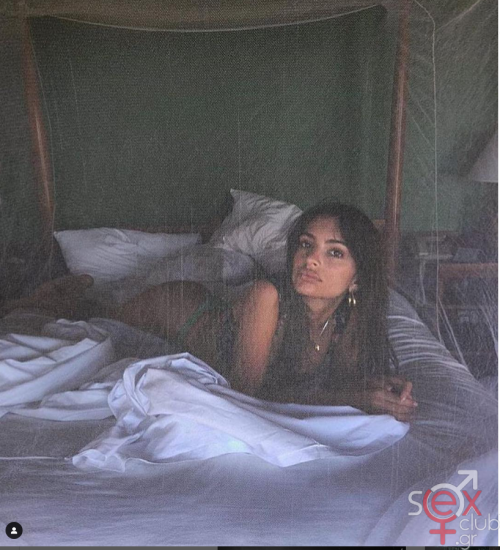 Screenshot 2024-08-29 at 02-22-32 Emily Ratajkowski (@emrata) • Φωτογραφίες και βίντεο στο Instagram.png