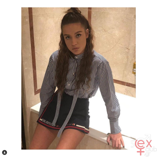 Screenshot 2025-05-18 at 21-51-58 adeleexarchopoulos • Φωτογραφίες και βίντεο στο Instagram.png