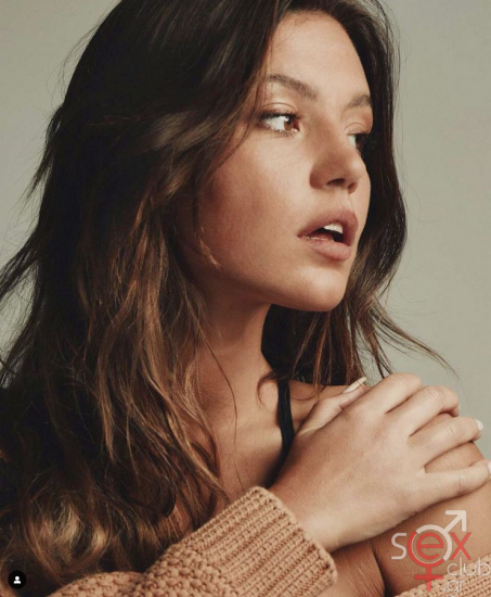 Screenshot 2025-05-18 at 21-52-39 adeleexarchopoulos • Φωτογραφίες και βίντεο στο Instagram.png