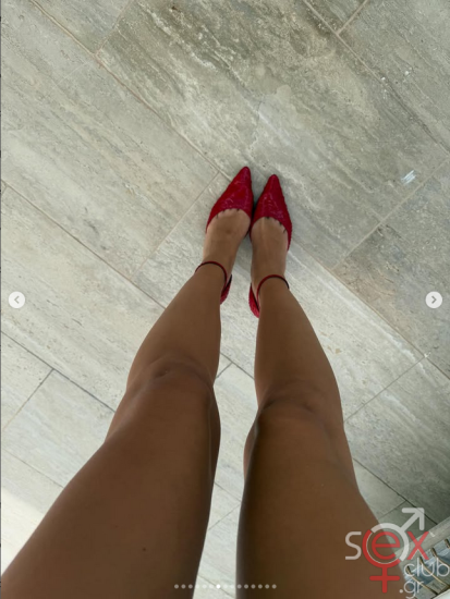 Screenshot 2025-06-25 at 18-43-56 Emily Ratajkowski (@emrata) • Φωτογραφίες και βίντεο στο Instagram.png