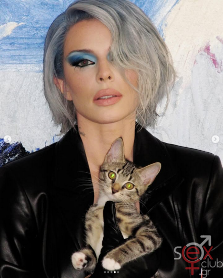 Screenshot 2025-06-29 at 17-49-57 Julia Fox (@juliafox) • Φωτογραφίες και βίντεο στο Instagram.png