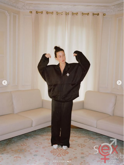 Screenshot 2025-06-27 at 21-10-09 adeleexarchopoulos • Φωτογραφίες και βίντεο στο Instagram.png