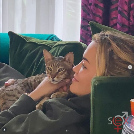 Screenshot 2025-06-29 at 18-40-06 RITA ORA (@ritaora) • Φωτογραφίες και βίντεο στο Instagram.png
