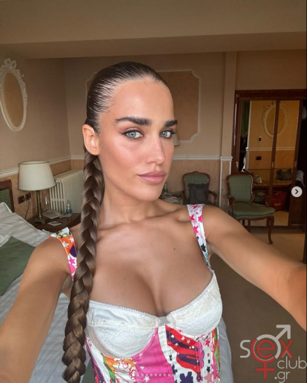 Screenshot 2025-06-25 at 20-46-58 CLARA (@soccins) • Φωτογραφίες και βίντεο στο Instagram.png
