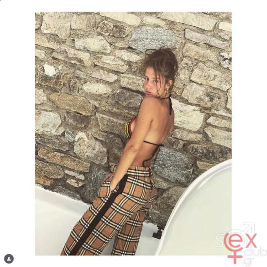 Screenshot 2025-06-28 at 06-49-05 adeleexarchopoulos • Φωτογραφίες και βίντεο στο Instagram.png