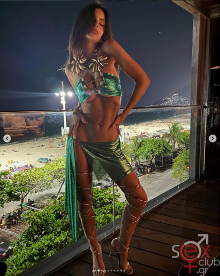 Screenshot 2025-06-25 at 18-50-11 Emily Ratajkowski (@emrata) • Φωτογραφίες και βίντεο στο Instagram.png