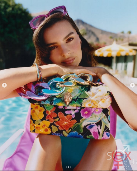 Screenshot 2025-06-25 at 18-51-22 Emily Ratajkowski (@emrata) • Φωτογραφίες και βίντεο στο Instagram.png