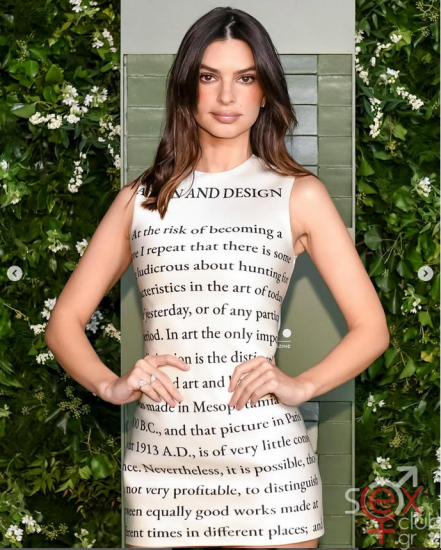 Screenshot 2025-06-25 at 18-54-33 Emily Ratajkowski (@emrata) • Φωτογραφίες και βίντεο στο Instagram.png