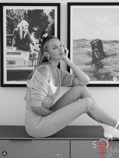 Screenshot 2025-07-31 at 05-04-28 ??????? (@candiceswanepoel) • Φωτογραφίες και βίντεο στο Instagram.png