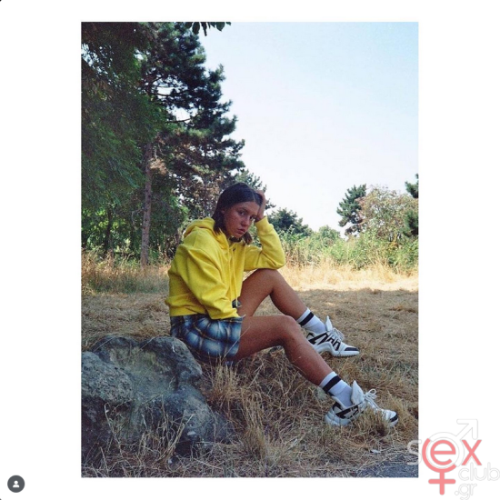 Screenshot 2025-07-12 at 18-39-39 adeleexarchopoulos • Φωτογραφίες και βίντεο στο Instagram.png