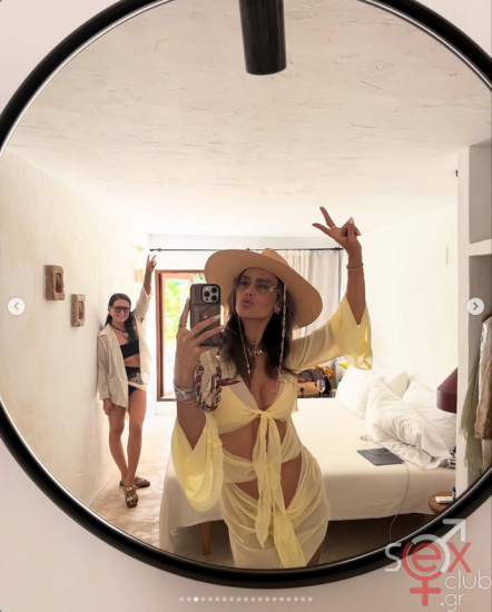 Screenshot 2025-07-19 at 18-25-48 Alessandra Ambrosio (@alessandraambrosio) • Φωτογραφίες και βίντεο στο Instagram.png