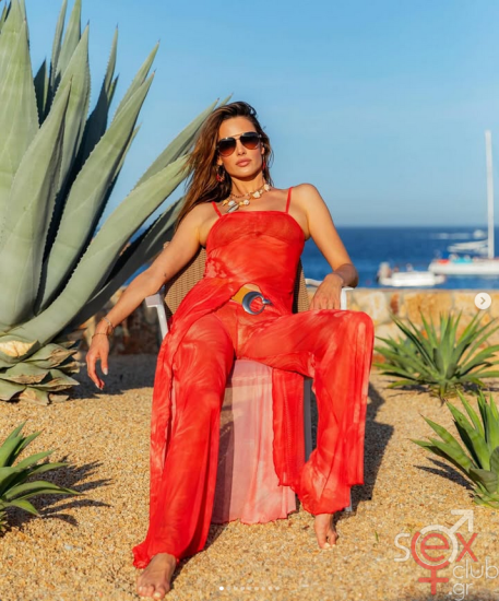 Screenshot 2025-07-19 at 18-26-12 Alessandra Ambrosio (@alessandraambrosio) • Φωτογραφίες και βίντεο στο Instagram.png