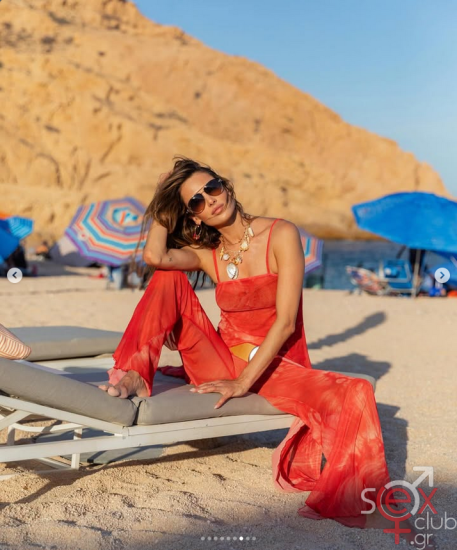 Screenshot 2025-07-19 at 18-26-41 Alessandra Ambrosio (@alessandraambrosio) • Φωτογραφίες και βίντεο στο Instagram.png