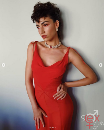 Screenshot 2025-07-31 at 21-34-45 Úrsula Corberó (@ursulolita) • Φωτογραφίες και βίντεο στο Instagram.png