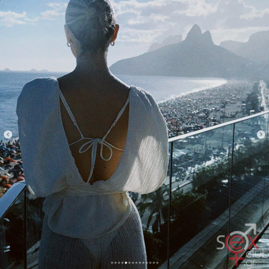Screenshot 2025-07-31 at 13-03-20 ??????? (@candiceswanepoel) • Φωτογραφίες και βίντεο στο Instagram.png