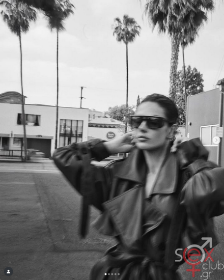 Screenshot 2025-07-19 at 18-27-39 Alessandra Ambrosio (@alessandraambrosio) • Φωτογραφίες και βίντεο στο Instagram.png