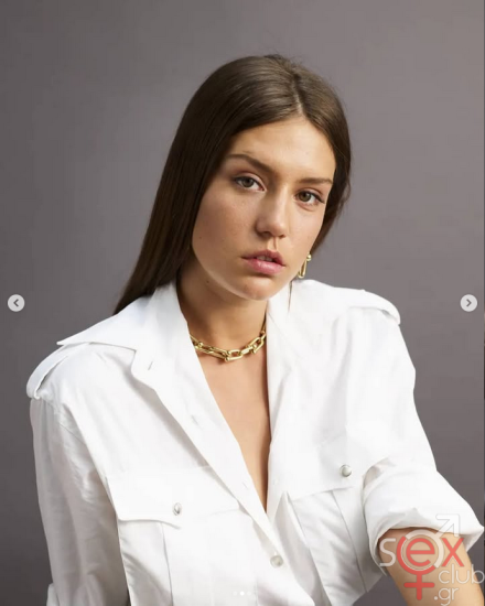 Screenshot 2025-07-12 at 18-53-01 adeleexarchopoulos • Φωτογραφίες και βίντεο στο Instagram.png