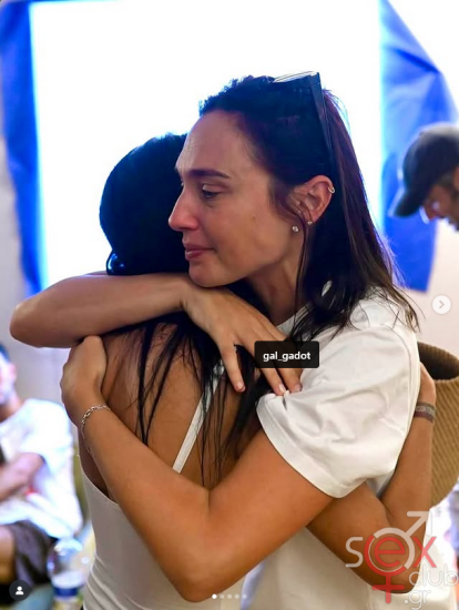 Screenshot 2025-08-27 at 21-50-30 Gal Gadot (@gal_gadot) • Φωτογραφίες και βίντεο στο Instagram.png