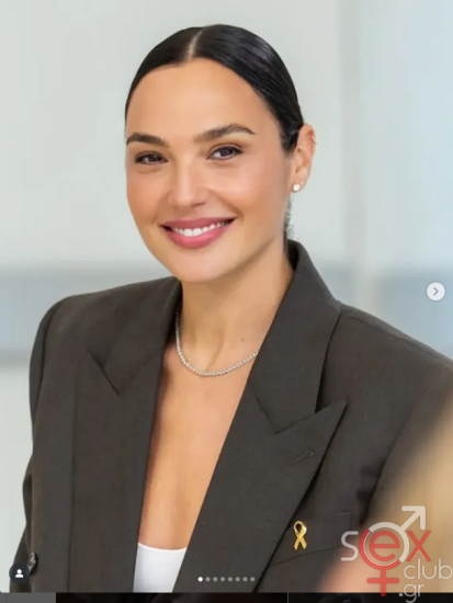 Screenshot 2025-08-27 at 21-53-05 Gal Gadot (@gal_gadot) • Φωτογραφίες και βίντεο στο Instagram.png