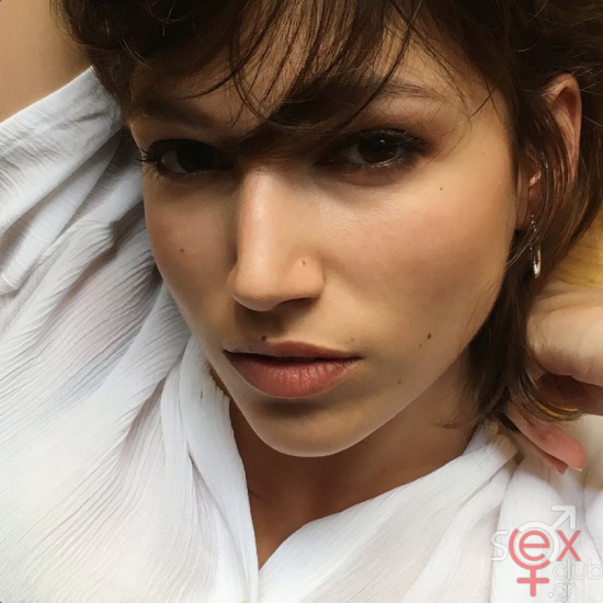 Screenshot 2025-07-31 at 21-52-39 Úrsula Corberó (@ursulolita) • Φωτογραφίες και βίντεο στο Instagram.png