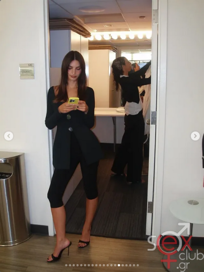 Screenshot 2025-08-02 at 20-04-49 Emily Ratajkowski (@emrata) • Φωτογραφίες και βίντεο στο Instagram.png