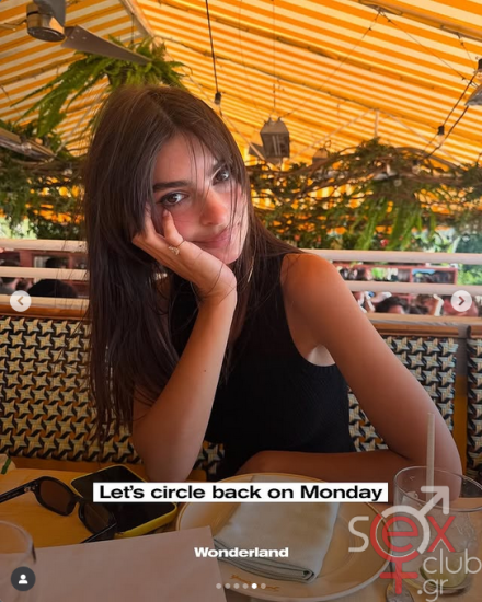 Screenshot 2025-08-02 at 20-05-08 Emily Ratajkowski (@emrata) • Φωτογραφίες και βίντεο στο Instagram.png