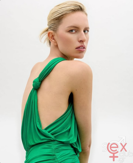 Screenshot 2025-09-03 at 20-34-34 Karolina Kurkova (@karolinakurkova) • Φωτογραφίες και βίντεο στο Instagram.png