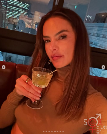 Screenshot 2025-07-19 at 18-40-23 Alessandra Ambrosio (@alessandraambrosio) • Φωτογραφίες και βίντεο στο Instagram.png