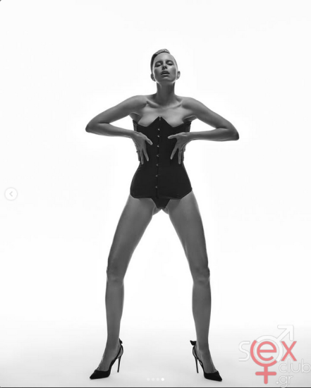 Screenshot 2025-09-03 at 20-36-38 Karolina Kurkova (@karolinakurkova) • Φωτογραφίες και βίντεο στο Instagram.png