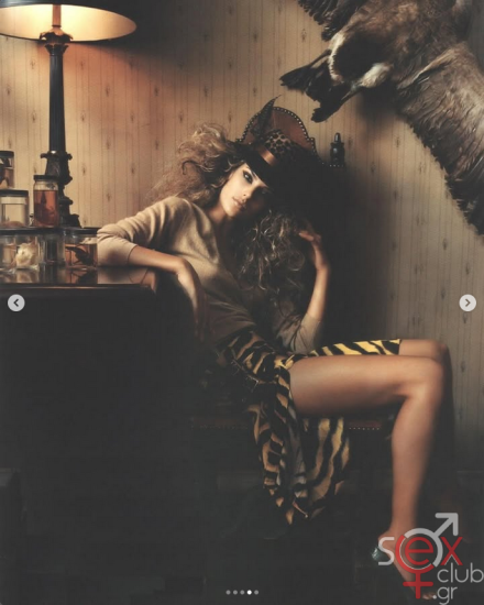Screenshot 2025-07-19 at 18-45-24 Alessandra Ambrosio (@alessandraambrosio) • Φωτογραφίες και βίντεο στο Instagram.png