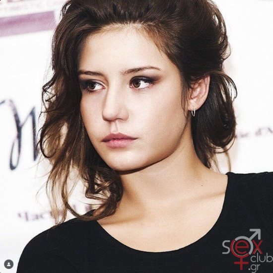 Screenshot 2025-07-12 at 19-30-47 adeleexarchopoulos • Φωτογραφίες και βίντεο στο Instagram.png