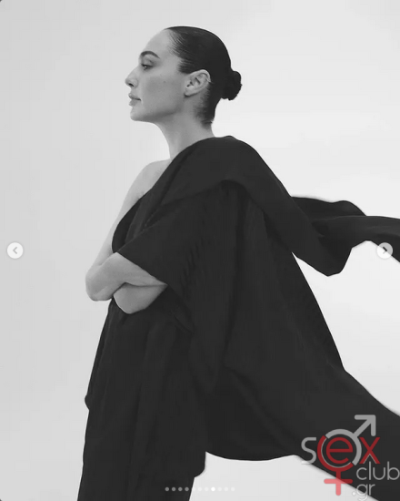 Screenshot 2025-08-27 at 22-21-25 Gal Gadot (@gal_gadot) • Φωτογραφίες και βίντεο στο Instagram.png