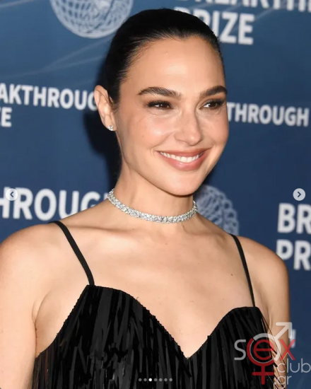 Screenshot 2025-08-27 at 22-22-03 Gal Gadot (@gal_gadot) • Φωτογραφίες και βίντεο στο Instagram.png