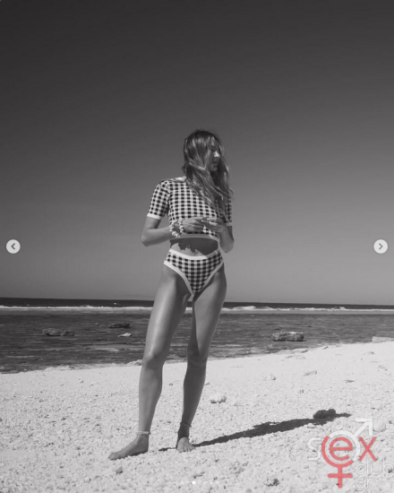 Screenshot 2025-07-31 at 13-59-34 ??????? (@candiceswanepoel) • Φωτογραφίες και βίντεο στο Instagram.png