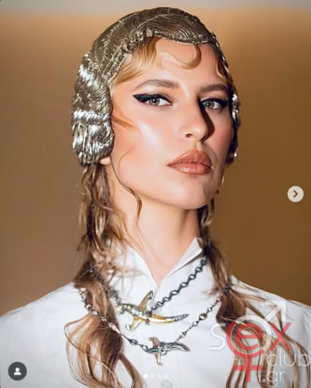Screenshot 2025-09-07 at 19-36-24 Karolina Kurkova (@karolinakurkova) • Φωτογραφίες και βίντεο στο Instagram.png
