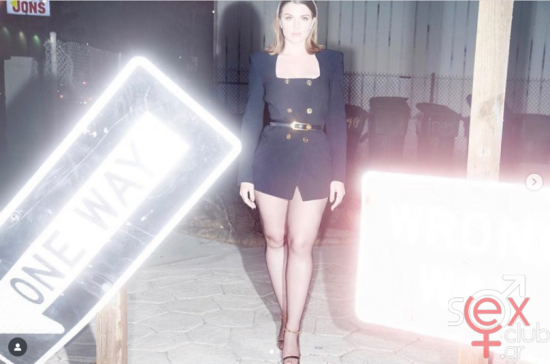 Screenshot 2025-07-31 at 20-43-28 Julia Fox (@juliafox) • Φωτογραφίες και βίντεο στο Instagram.png