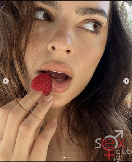 Screenshot 2025-08-02 at 20-34-43 Emily Ratajkowski (@emrata) • Φωτογραφίες και βίντεο στο Instagram.png
