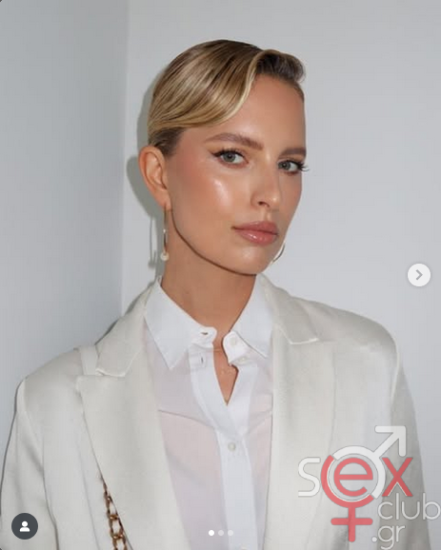 Screenshot 2025-09-07 at 19-39-41 Karolina Kurkova (@karolinakurkova) • Φωτογραφίες και βίντεο στο Instagram.png