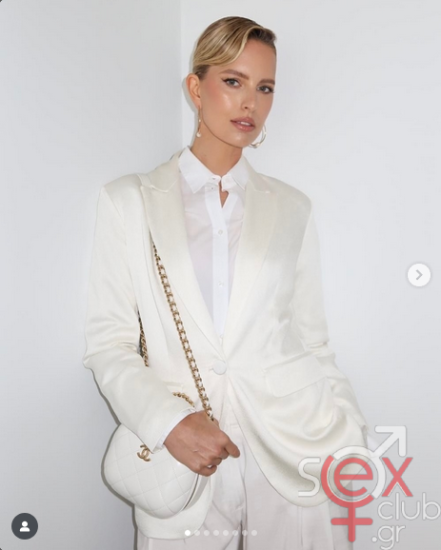 Screenshot 2025-09-07 at 19-39-54 Karolina Kurkova (@karolinakurkova) • Φωτογραφίες και βίντεο στο Instagram.png