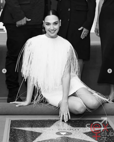 Screenshot 2025-08-27 at 22-26-04 Gal Gadot (@gal_gadot) • Φωτογραφίες και βίντεο στο Instagram.png