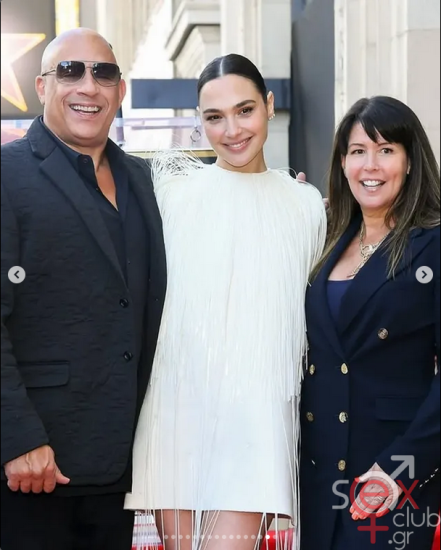 Screenshot 2025-08-27 at 22-27-18 Gal Gadot (@gal_gadot) • Φωτογραφίες και βίντεο στο Instagram.png