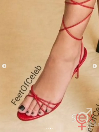 Screenshot 2025-08-02 at 20-39-34 Emily Ratajkowski (@emrata) • Φωτογραφίες και βίντεο στο Instagram.png
