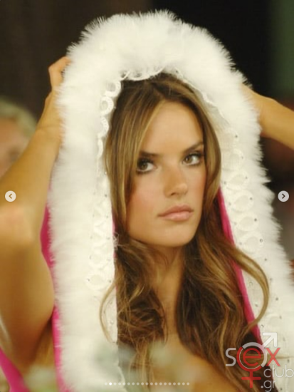 Screenshot 2025-07-19 at 18-55-55 Alessandra Ambrosio (@alessandraambrosio) • Φωτογραφίες και βίντεο στο Instagram.png