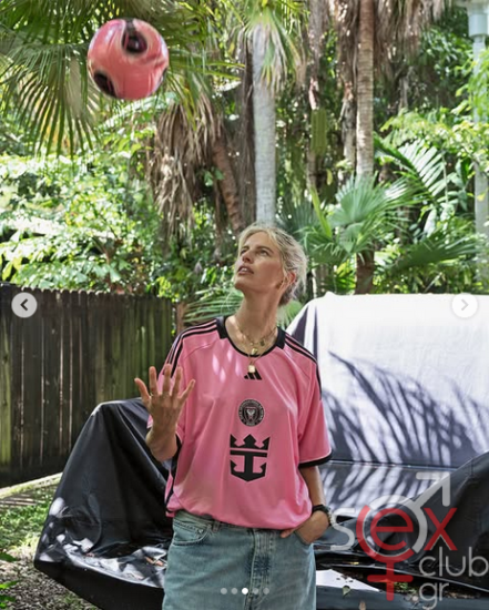 Screenshot 2025-09-07 at 19-46-47 Karolina Kurkova (@karolinakurkova) • Φωτογραφίες και βίντεο στο Instagram.png