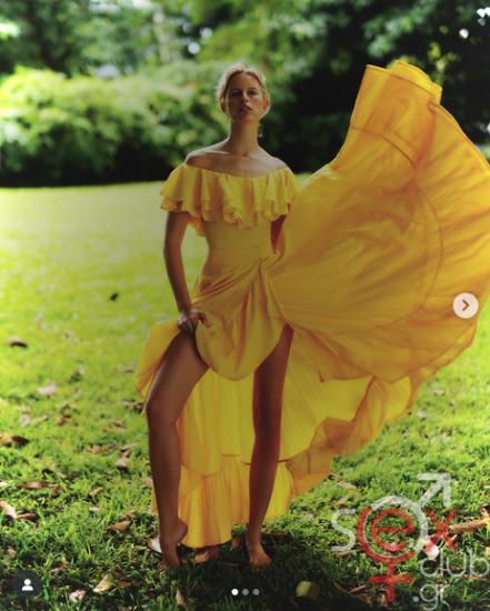 Screenshot 2025-09-07 at 19-47-52 Karolina Kurkova (@karolinakurkova) • Φωτογραφίες και βίντεο στο Instagram.png