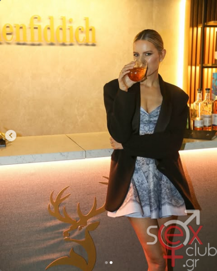 Screenshot 2025-09-07 at 19-48-18 Karolina Kurkova (@karolinakurkova) • Φωτογραφίες και βίντεο στο Instagram.png