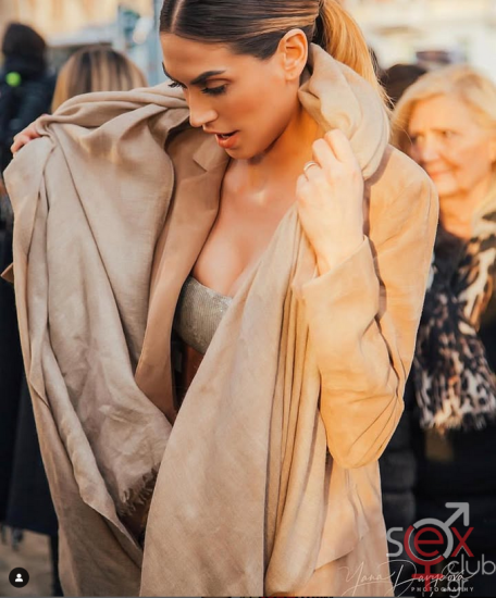 Screenshot 2025-02-10 at 19-04-35 Melissa Satta (@melissasatta) • Φωτογραφίες και βίντεο στο Instagram.png
