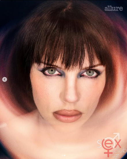 Screenshot 2025-09-28 at 17-50-12 Julia Fox (@juliafox) • Φωτογραφίες και βίντεο στο Instagram.png