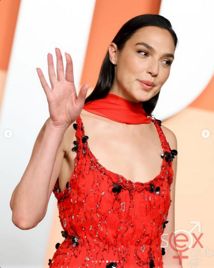 Screenshot 2025-08-27 at 22-43-08 Gal Gadot (@gal_gadot) • Φωτογραφίες και βίντεο στο Instagram.png