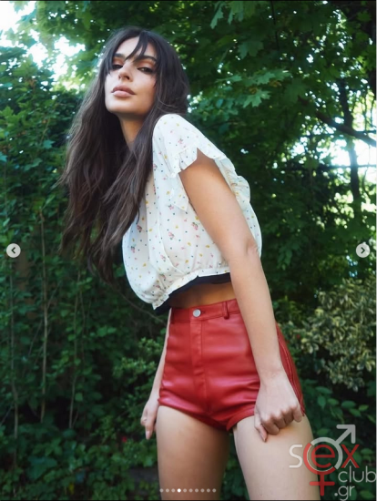 Screenshot 2025-08-02 at 22-46-55 Emily Ratajkowski (@emrata) • Φωτογραφίες και βίντεο στο Instagram.png